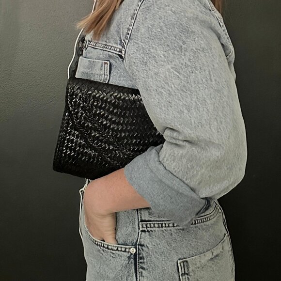 Yves Saint Laurent YSL Vintage Patent Woven Leather Clutch - Picture 7 of 8